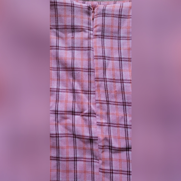 Pink plaid mini skirt - Picture 5 of 5